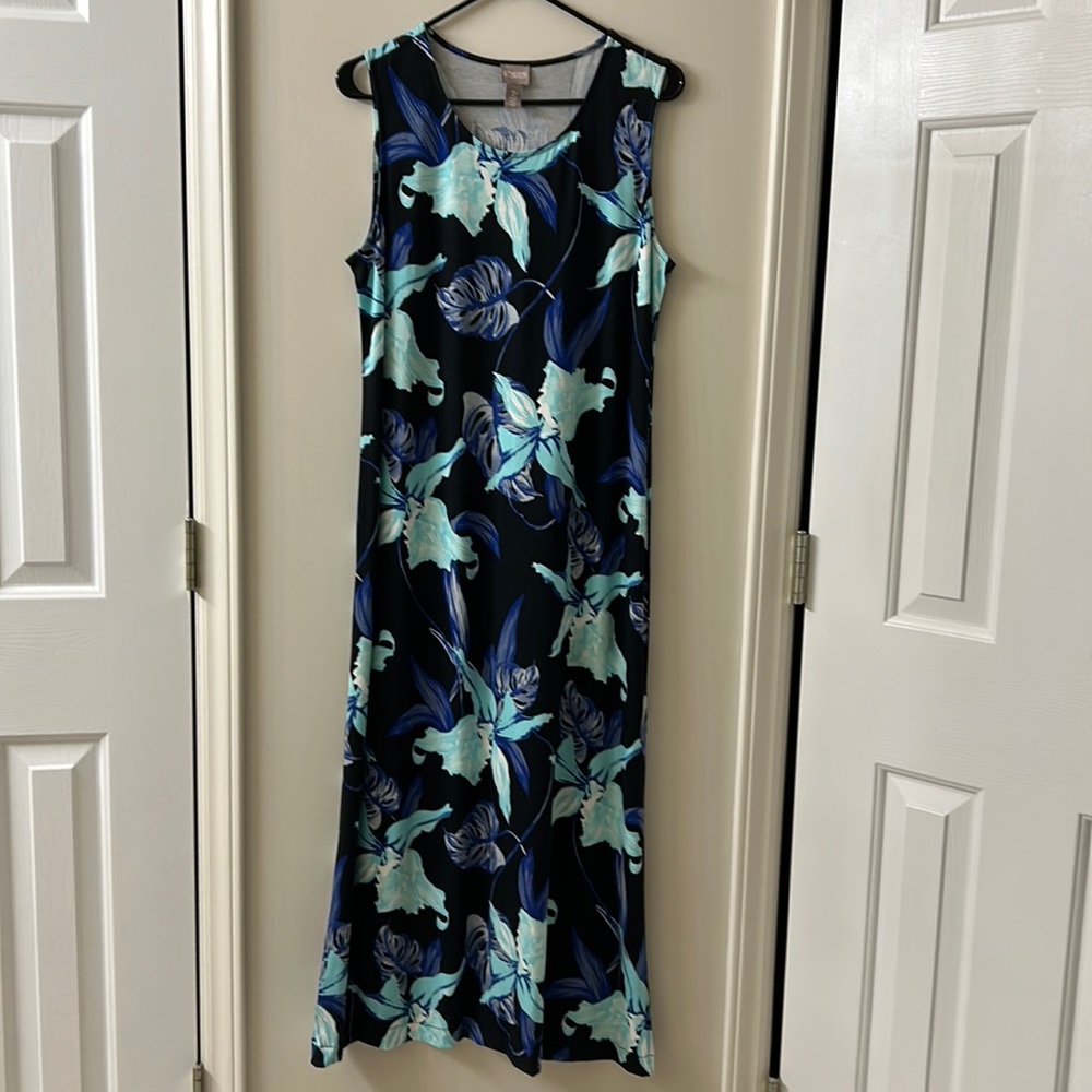 Chico’s Black, Teal and Royal Blue Maxi Dress. New Without Tags💙